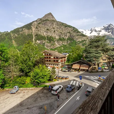 Appartamento Le Ginestre - Cour 0248 - Relax E Vista Montagna Courmayeur Exterior foto